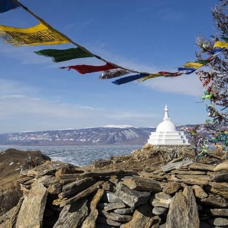 Тур на зимний Байкал - будда